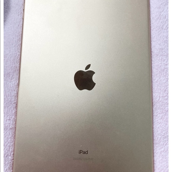 Apple iPad Air 3rd Gen - Picture 3 of 5